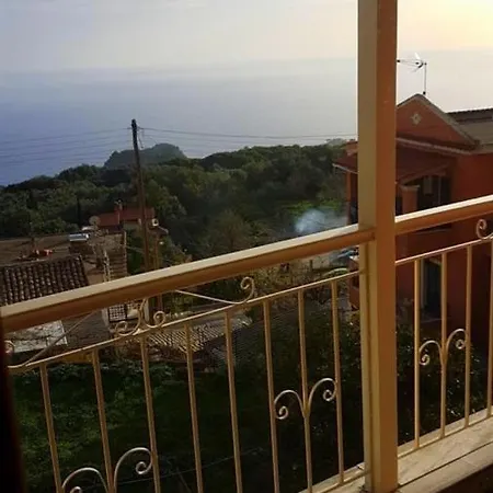 Traditional Panoramic Sea View House *