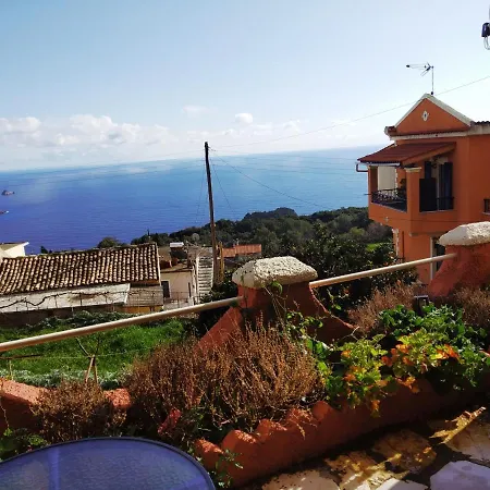 Traditional Panoramic Sea View House *
